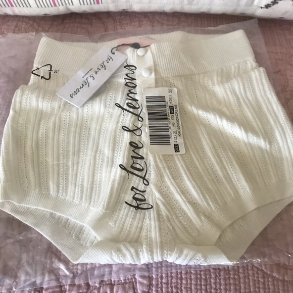 For Love & Lemons Camille Shorts - Picture 5 of 9